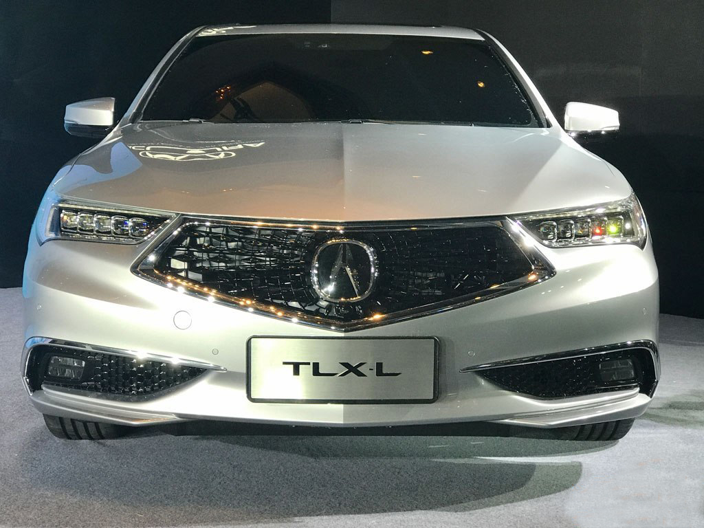 曝广汽歌唱TLX-L实车 钻石中网有点帅