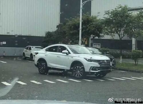 曝光长安CS85轿跑SUV，竟然有宝马X6的神韵