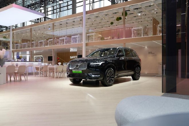 沃尔沃XC60 B5智远极夜黑版2024广州车展上市